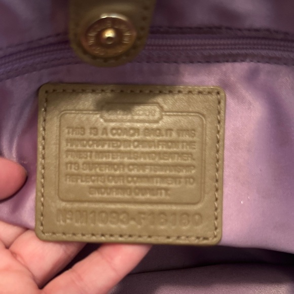 Coach Vintage Carly Patchwork Shoulder Bag - Picture 12 of 17